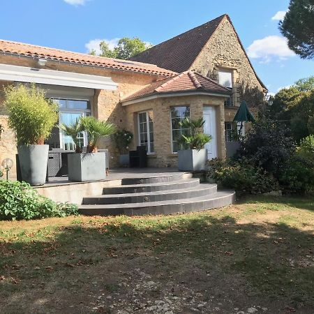 Les Camelias Bed & Breakfast Lalinde Bagian luar foto