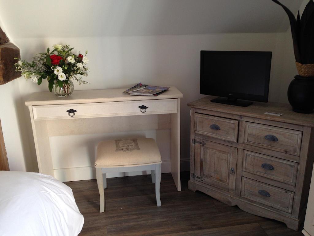Les Camelias Bed & Breakfast Lalinde Ruang foto